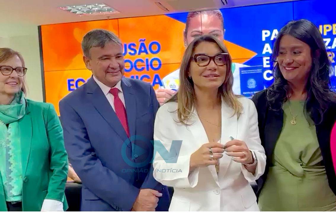 Wellington Dias é vítima de fogo amigo, mas Lula não sinaliza com mudança no MDS